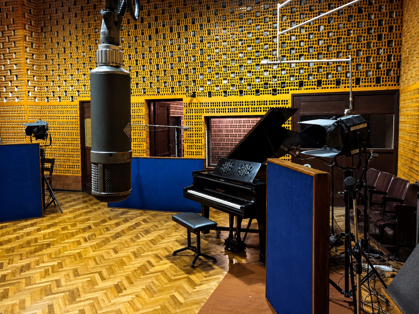 Estudio A, la sala de grabación en Río Branco 1530.
